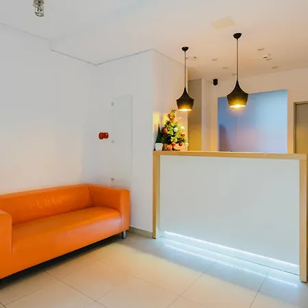 Hala Hostel - Prywatne Pokoje Gdynia Obok Dworca Glownego אכסניה גדינייה