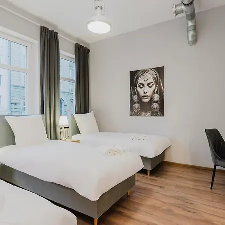 Hala Hostel - Prywatne Pokoje Gdynia Obok Dworca Glownego אכסניה