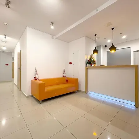 Hala Hostel - Prywatne Pokoje Gdynia Obok Dworca Glownego אכסניה *
