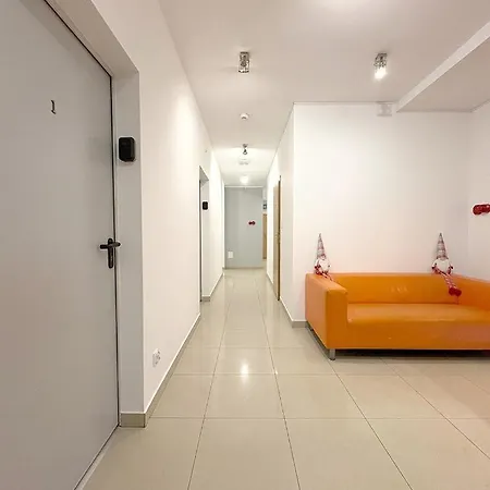 אכסניה Hala Hostel - Prywatne Pokoje Gdynia Obok Dworca Glownego *