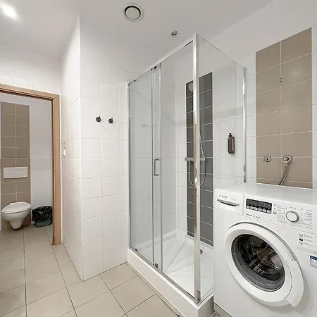 Hala Hostel - Prywatne Pokoje Gdynia Obok Dworca Glownego אכסניה *