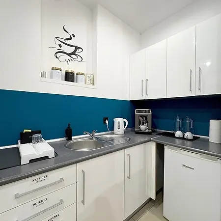 אכסניה Hala Hostel - Prywatne Pokoje Gdynia Obok Dworca Glownego גדינייה