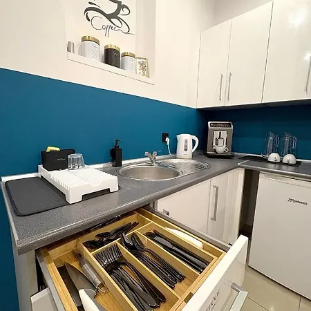 Hala Hostel - Prywatne Pokoje Gdynia Obok Dworca Glownego * גדינייה