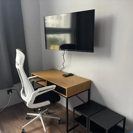 Hostel Hala - Na Wylacznosc Tuz Przy Dworcu