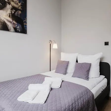 Хостел Hala - Na Wylacznosc Tuz Przy Dworcu