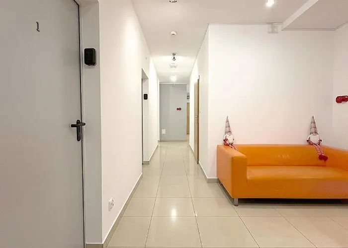 Vandrerhjem Hala - Na Wylacznosc Tuz Przy Dworcu *