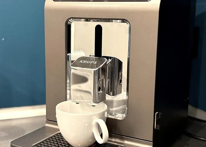 Hala - Na Wylacznosc Tuz Przy Dworcu Vandrerhjem