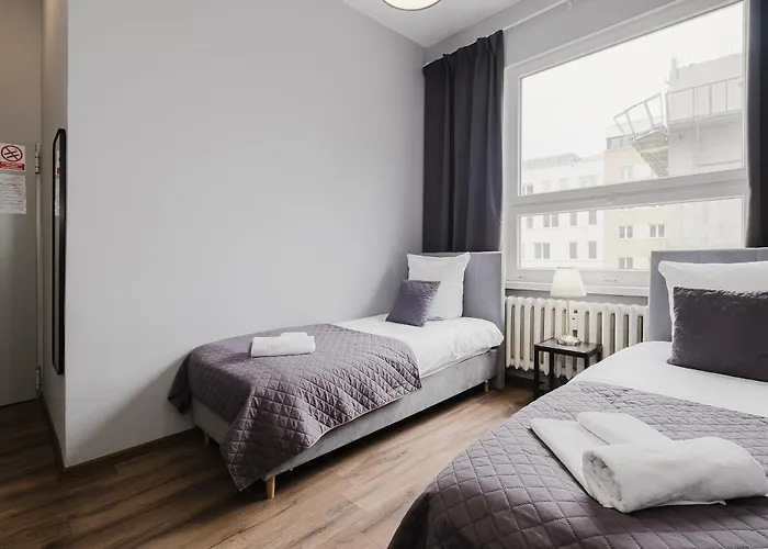 Hala - Na Wylacznosc Tuz Przy Dworcu Vandrerhjem Gdynia