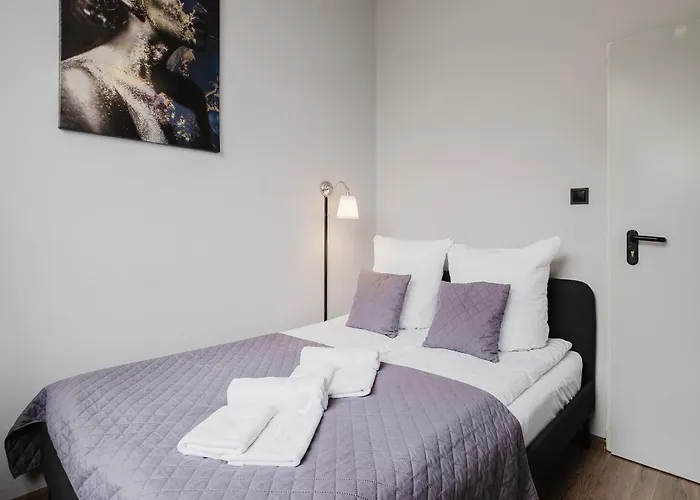 Vandrerhjem Hala - Na Wylacznosc Tuz Przy Dworcu