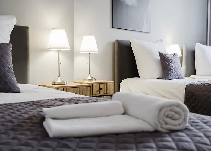 Hala - Na Wylacznosc Tuz Przy Dworcu Vandrerhjem Gdynia